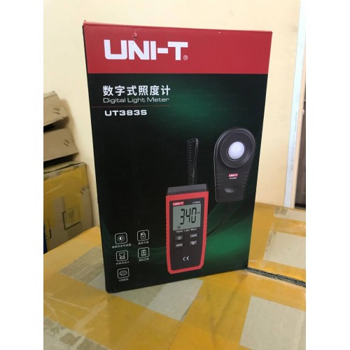 Цифровой люксометр UNI-T UT383S